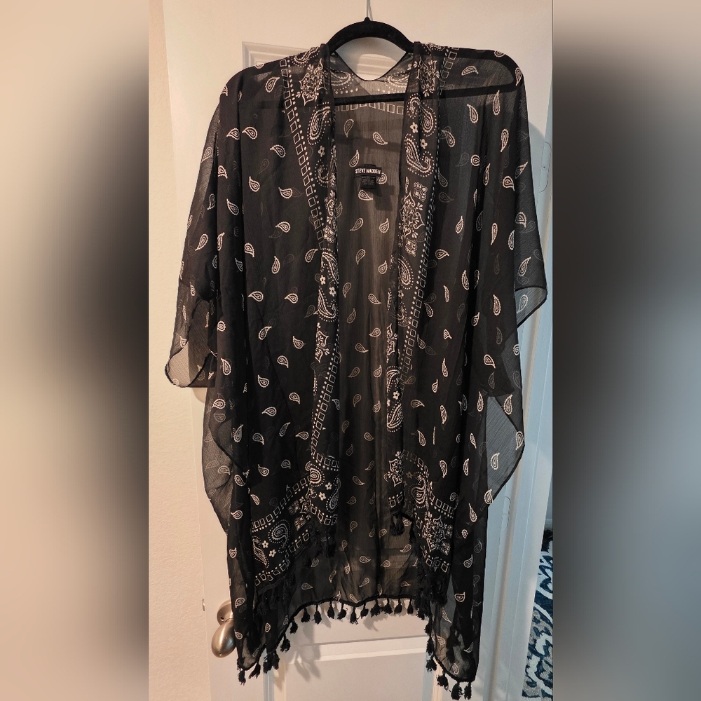 Steve Madden Bandana Print Ruana / Kimono - One Size | Lightweight & Flowing